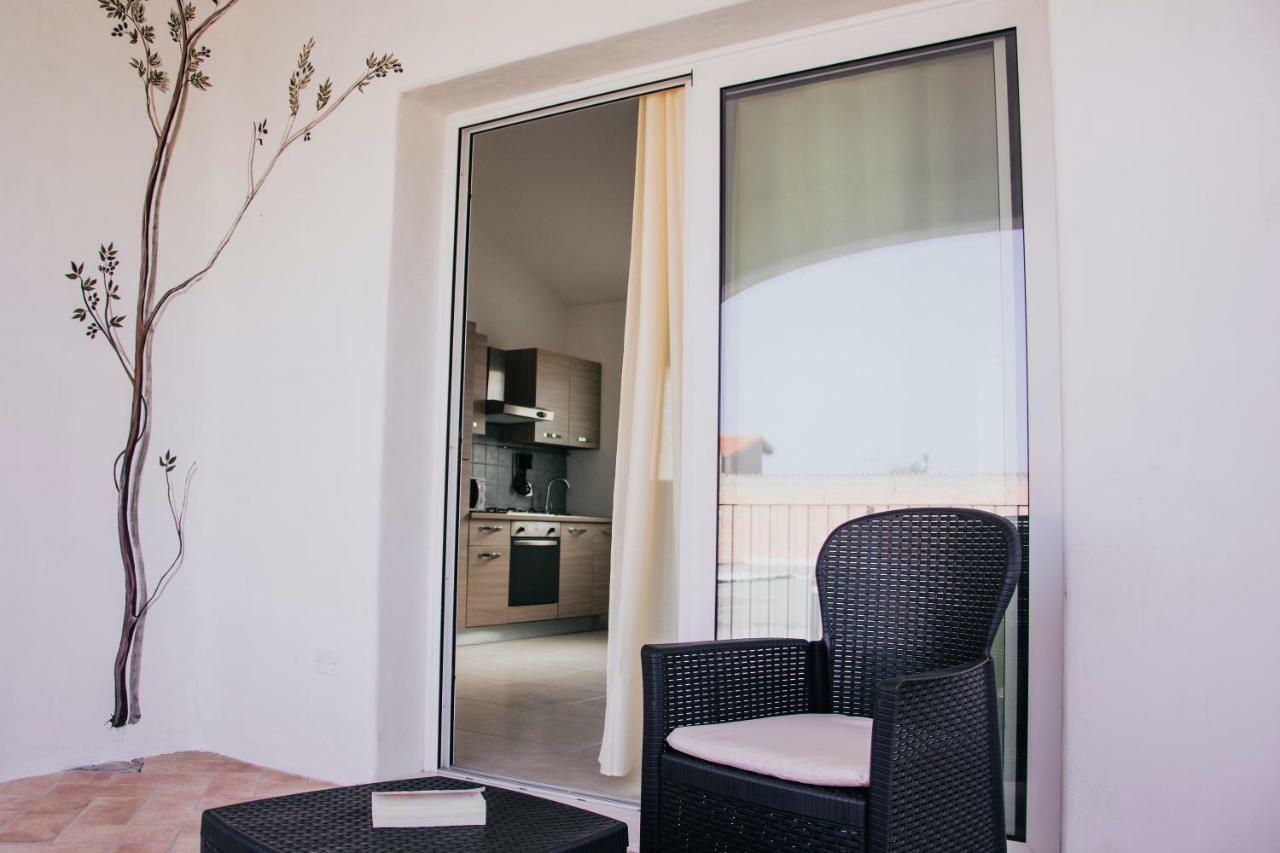 Milva'S Apartment Lotzorai Buitenkant foto